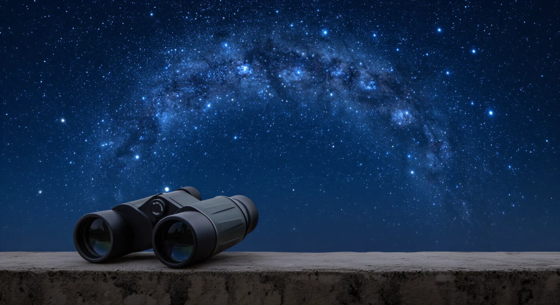 Jumelles d'astronomie : quel modèle pour débuter ?