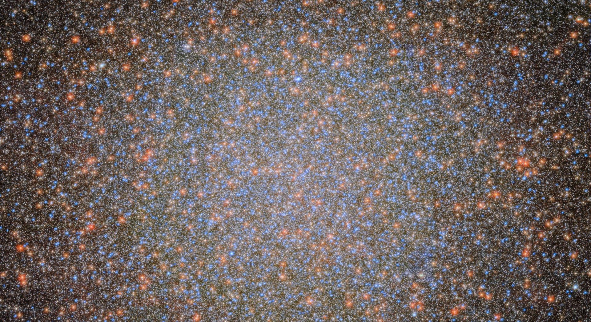 Omega Centauri : un trou noir intermédiaire signé Hubble