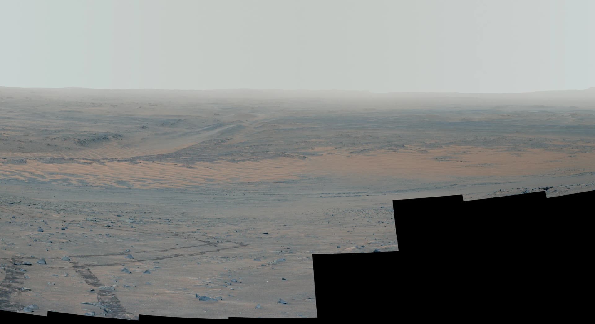 Mars avril 2026 : écailles, organiques et 5 ans de rovers